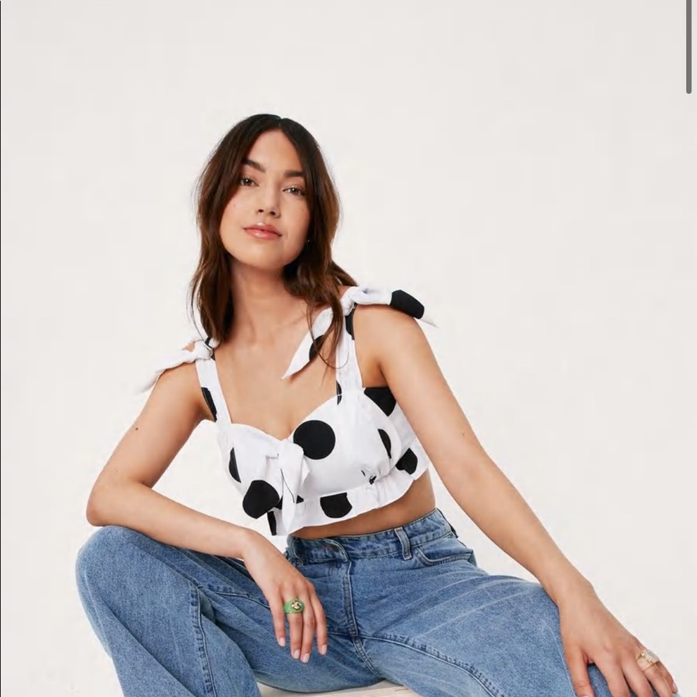 White & black polka dot ruffled cropped top size 8